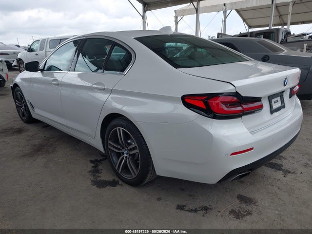 BMW 530I 2021 WBA53BH09MWX22242 Image 3