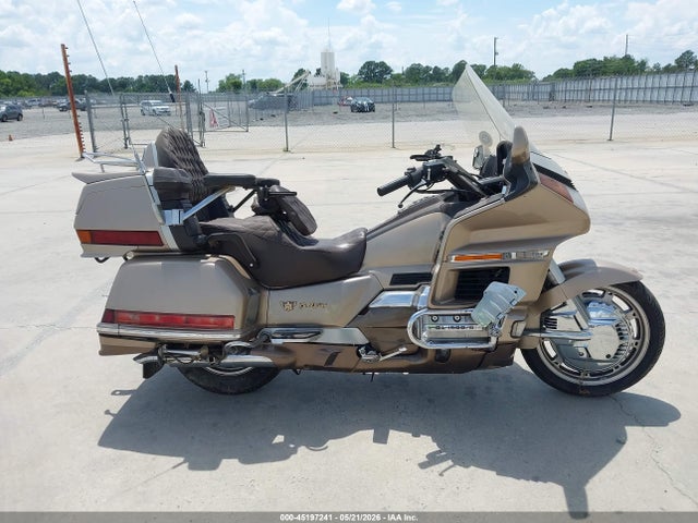 Продажа на аукционе авто 1988 Honda Gl1500, vin: 1HFSC220XJA010111, номер лота: 45197241