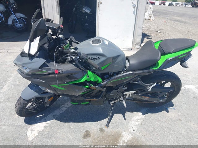 Kawasaki EX400 2019 JKAEXKG17KDA36773 Image 13