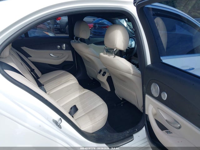 Продажа на аукционе авто 2017 Mercedes-benz E 300, vin: WDDZF4JB2HA272672, номер лота: 45197276