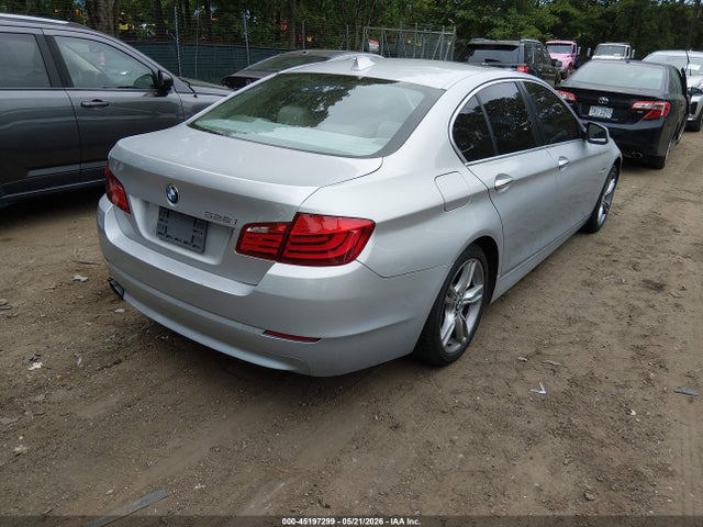Продажа на аукционе авто 2011 Bmw 528i, vin: WBAFR1C55BC737268, номер лота: 45197299