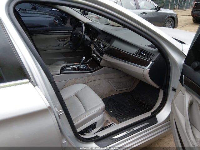 Продажа на аукционе авто 2011 Bmw 528i, vin: WBAFR1C55BC737268, номер лота: 45197299