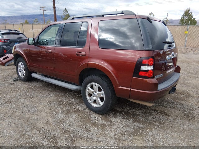 2010 Ford Explorer Xlt მანქანა იყიდება აუქციონზე, vin: 1FMEU7DE9AUA10105, აუქციონის ნომერი: 45197329