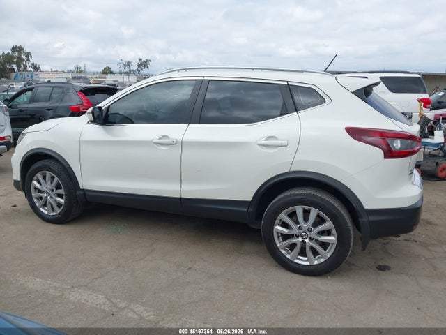 JN1BJ1CVXLW280730 Nissan Rogue Sport Sv Fwd Xtronic Cvt