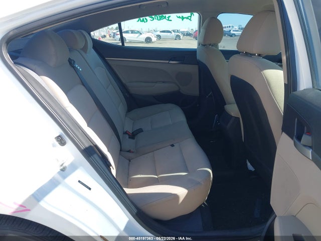 2018 Hyundai Elantra Se მანქანა იყიდება აუქციონზე, vin: 5NPD74LF4JH241178, აუქციონის ნომერი: 45197363