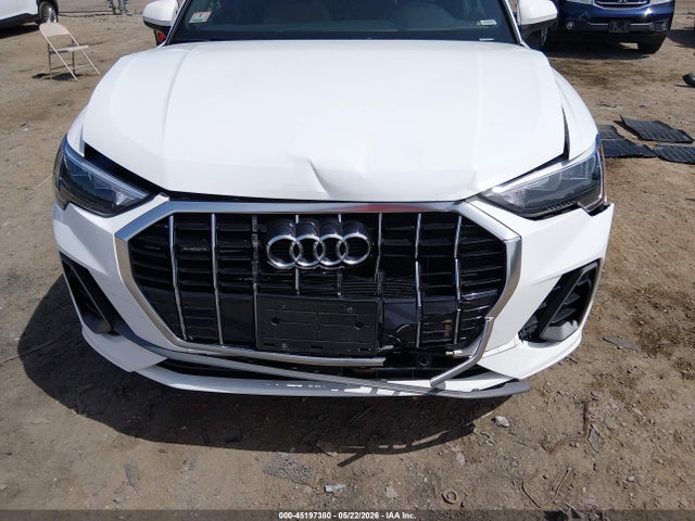 2022 Audi Q3 Premium 45 Tfsi S Line Quattro Tiptronic მანქანა იყიდება აუქციონზე, vin: WA1DECF37N1027911, აუქციონის ნომერი: 45197380