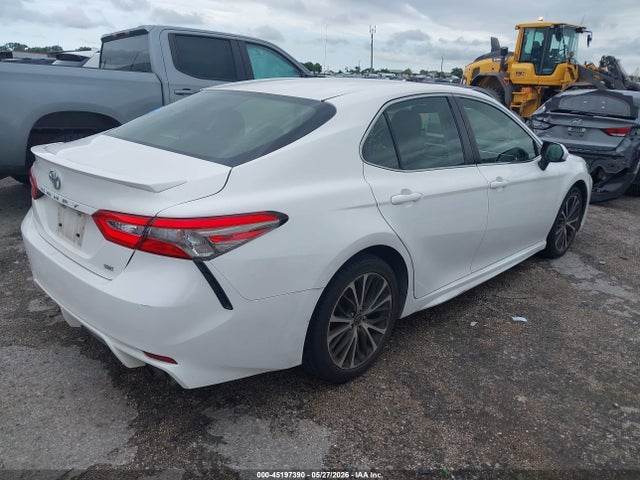 45197390 :رقم المزاد ، JTNB11HK3J3015346 vin ، 2018 Toyota Camry Se مزاد بيع