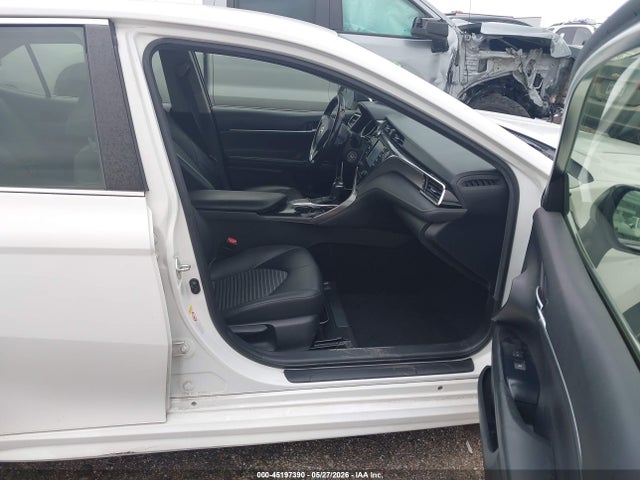 45197390 :رقم المزاد ، JTNB11HK3J3015346 vin ، 2018 Toyota Camry Se مزاد بيع