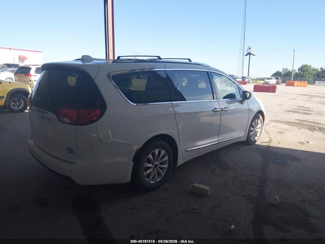 Продажа на аукционе авто 2019 Chrysler Pacifica Touring L, vin: 2C4RC1BG5KR700751, номер лота: 45197415
