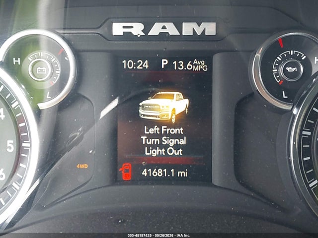 2024 Ram 2500 Big Horn  4x4 6'4 Box მანქანა იყიდება აუქციონზე, vin: 3C6UR5DJ4RG323572, აუქციონის ნომერი: 45197425