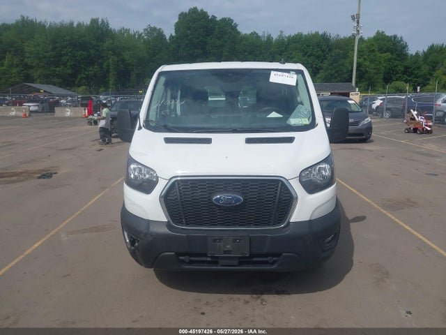 45197426 :رقم المزاد ، 1FTBR1Y84RKB12199 vin ، 2024 Ford Transit-250 مزاد بيع