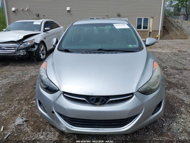 2013 Hyundai Elantra Gls მანქანა იყიდება აუქციონზე, vin: 5NPDH4AE0DH263383, აუქციონის ნომერი: 45197445