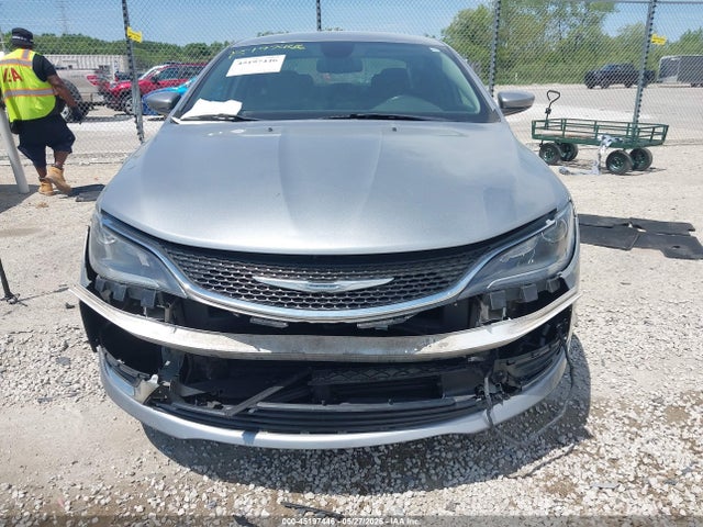 2015 Chrysler 200 Limited მანქანა იყიდება აუქციონზე, vin: 1C3CCCAB0FN696140, აუქციონის ნომერი: 45197446