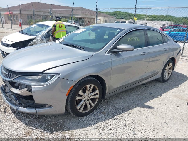 2015 Chrysler 200 Limited მანქანა იყიდება აუქციონზე, vin: 1C3CCCAB0FN696140, აუქციონის ნომერი: 45197446