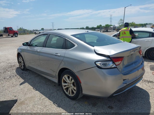 2015 Chrysler 200 Limited მანქანა იყიდება აუქციონზე, vin: 1C3CCCAB0FN696140, აუქციონის ნომერი: 45197446