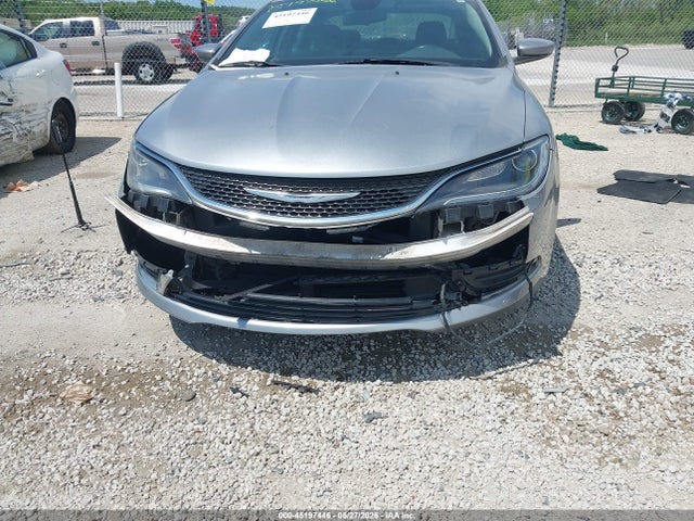 2015 Chrysler 200 Limited მანქანა იყიდება აუქციონზე, vin: 1C3CCCAB0FN696140, აუქციონის ნომერი: 45197446