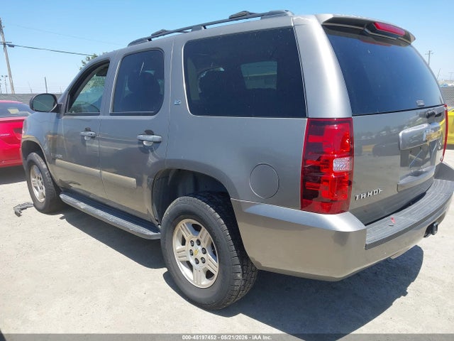 2007 Chevrolet Tahoe Ls მანქანა იყიდება აუქციონზე, vin: 1GNFK13027J395591, აუქციონის ნომერი: 45197452