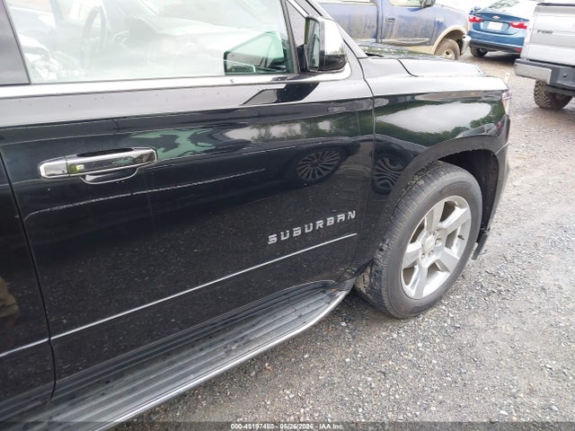 2017 Chevrolet Suburban Premier მანქანა იყიდება აუქციონზე, vin: 1GNSKJKC5HR226792, აუქციონის ნომერი: 45197480