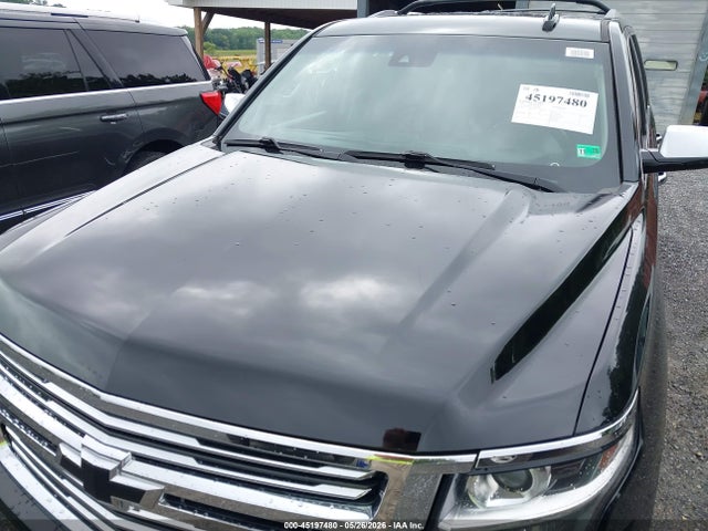 2017 Chevrolet Suburban Premier მანქანა იყიდება აუქციონზე, vin: 1GNSKJKC5HR226792, აუქციონის ნომერი: 45197480