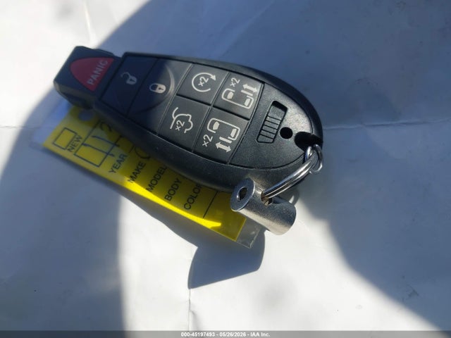 2012 Chrysler Town & Country Touring-l მანქანა იყიდება აუქციონზე, vin: 2C4RC1CG1CR137049, აუქციონის ნომერი: 45197493
