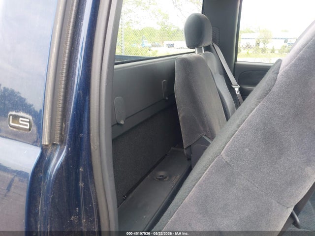 2000 Chevrolet Silverado 1500 Ls მანქანა იყიდება აუქციონზე, vin: 1GCEK14T5YE305325, აუქციონის ნომერი: 45197536