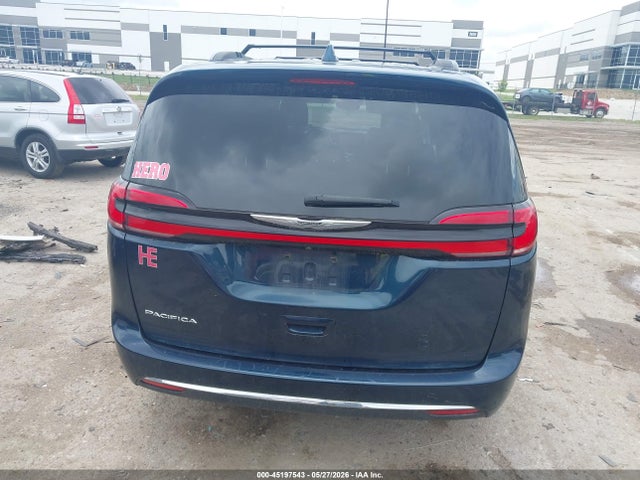 45197543 :رقم المزاد ، 2C4RC1BG0NR182150 vin ، 2022 Chrysler Pacifica Touring L مزاد بيع