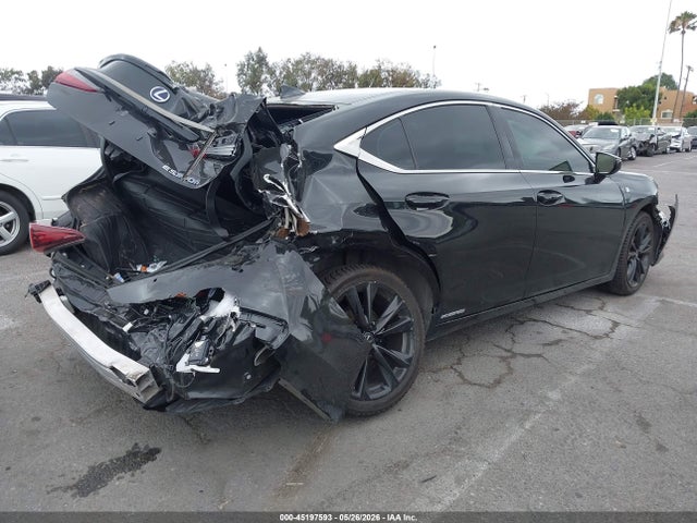 58AGA1C18NU021771 Lexus Es 300h F Sport