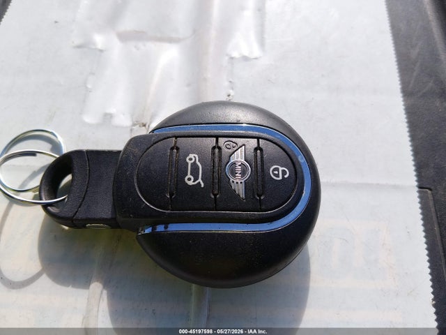 Продаж на аукціоні авто 2017 Mini Clubman Cooper S, vin: WMWLU5C38H2E83905, номер лоту: 45197598