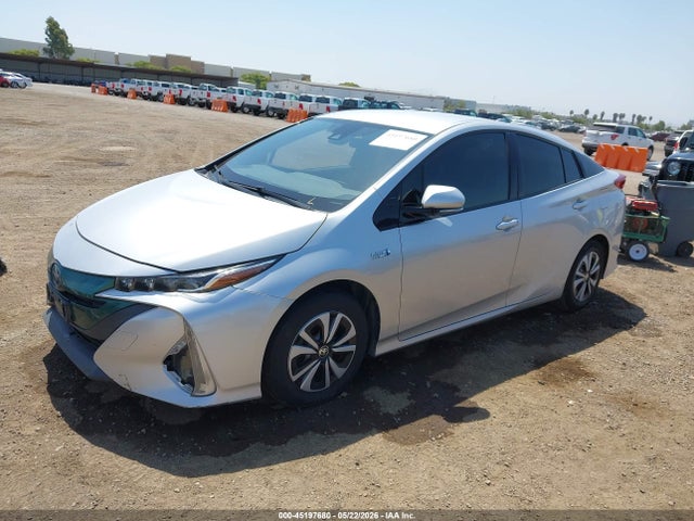 Продаж на аукціоні авто 2017 Toyota Prius Prime Premium, vin: JTDKARFP2H3052092, номер лоту: 45197680
