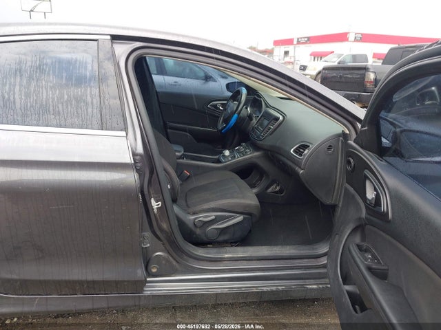 Продаж на аукціоні авто 2016 Chrysler 200 Limited, vin: 1C3CCCAB2GN144074, номер лоту: 45197682