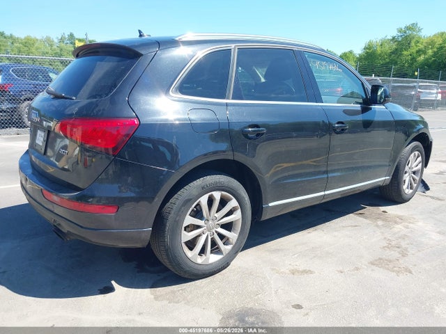 45197686 :رقم المزاد ، WA1CFAFP9EA003724 vin ، 2014 Audi Q5 2.0t Premium مزاد بيع