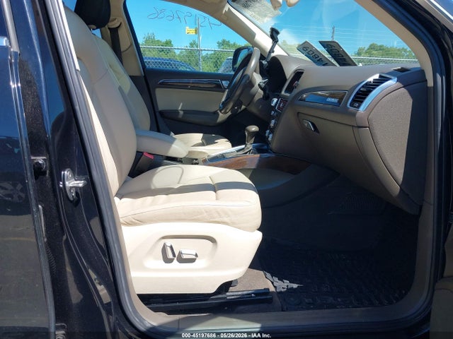 45197686 :رقم المزاد ، WA1CFAFP9EA003724 vin ، 2014 Audi Q5 2.0t Premium مزاد بيع