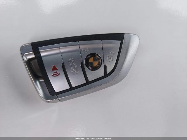 2015 Bmw 328i მანქანა იყიდება აუქციონზე, vin: WBA3A5G51FNS91349, აუქციონის ნომერი: 45197713