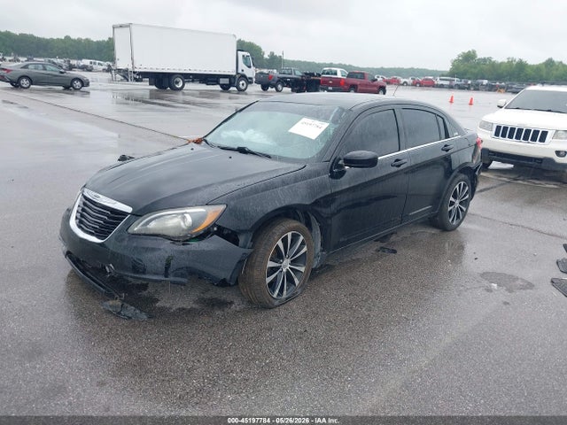 Продаж на аукціоні авто 2014 Chrysler 200 Touring, vin: 1C3CCBBBXEN198065, номер лоту: 45197784