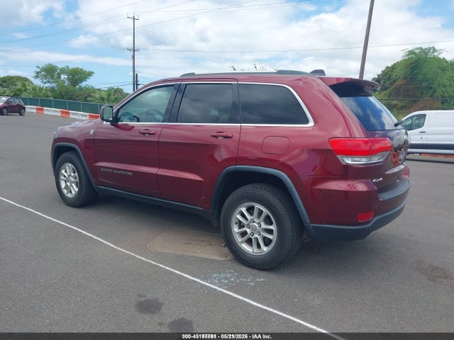 1C4RJFAG6JC452599 Jeep Grand Cherokee Laredo E 4x4