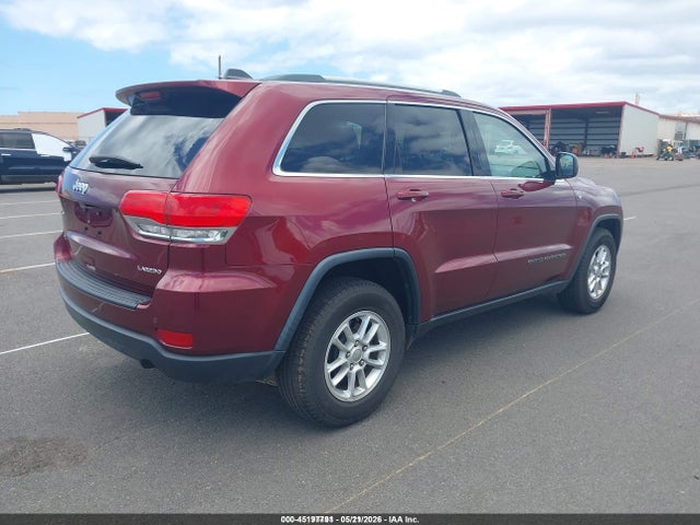 1C4RJFAG6JC452599 Jeep Grand Cherokee Laredo E 4x4