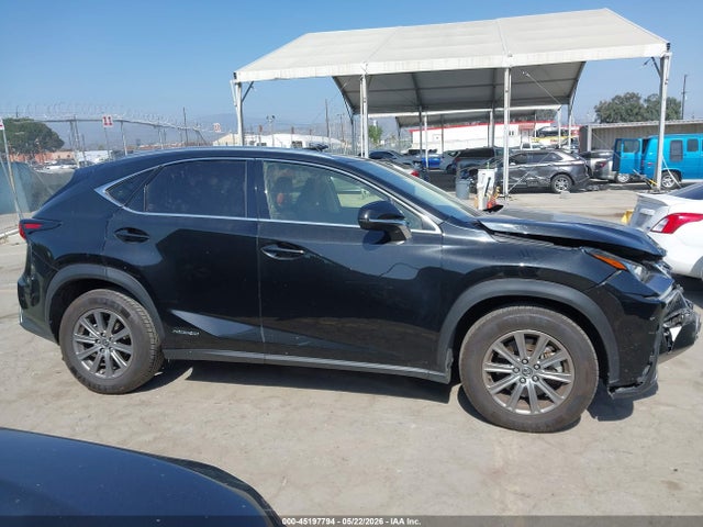 45197794 :رقم المزاد ، JTJDJRDZ0L2128417 vin ، 2020 Lexus Nx 300h مزاد بيع