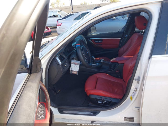 45197801 :رقم المزاد ، WBA8B9C57HK676371 vin ، 2017 Bmw 330i مزاد بيع