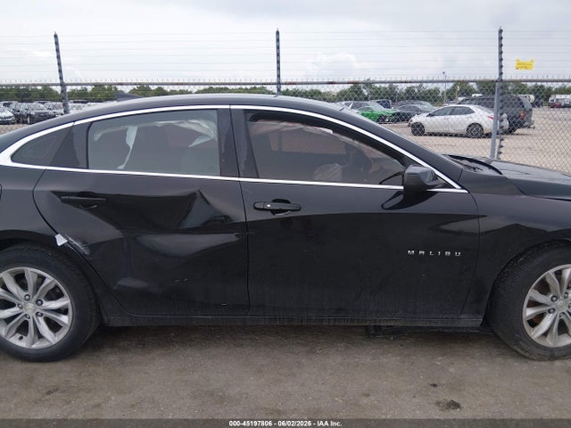 1G1ZD5ST0LF121590 Chevrolet Malibu Fwd Lt
