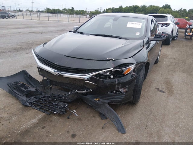 1G1ZD5ST0LF121590 Chevrolet Malibu Fwd Lt