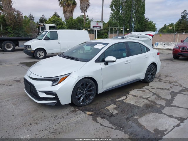 Toyota COROLLA SE 2025 5YFS4MCE1SP217688 Image 2