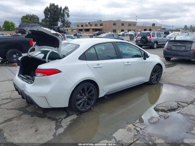 Toyota COROLLA SE 2025 5YFS4MCE1SP217688 Image 4