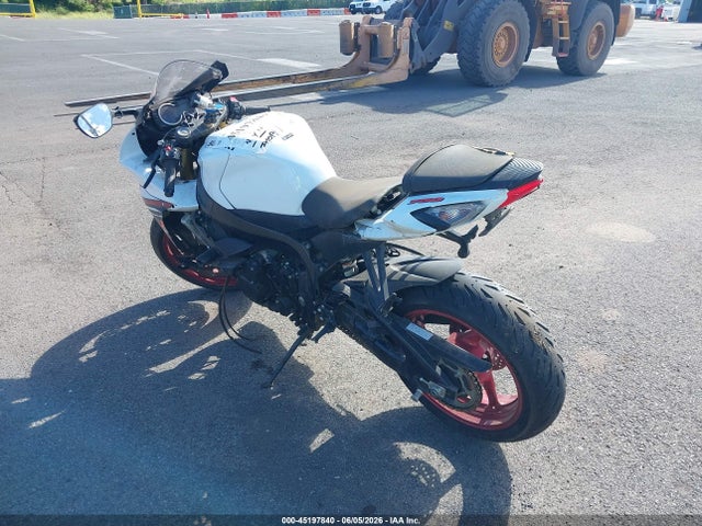 45197840 :رقم المزاد ، JS1GR7MA6S7100043 vin ، 2025 Suzuki Gsx-r750 مزاد بيع