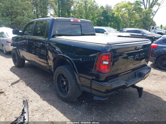 1C6SRFJP8SN689327 RAM 1500 Laramie 4x4 5&#039;7 Box