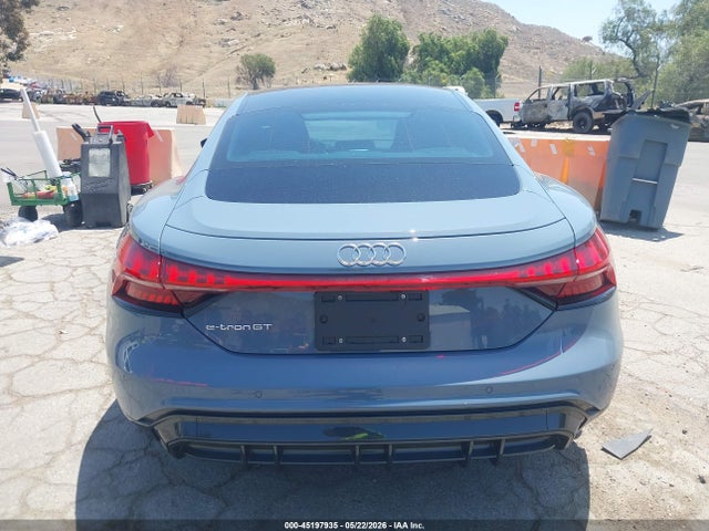 WAUFJBFW1R7004641 Audi E-tron Gt Premium Plus Quattro
