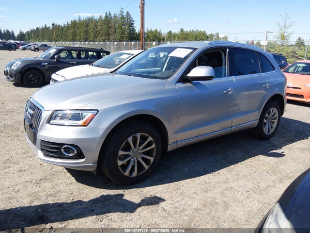 Audi Q5 2.0t Premium 2015 WA1LFAFP7FA136922 Image 2