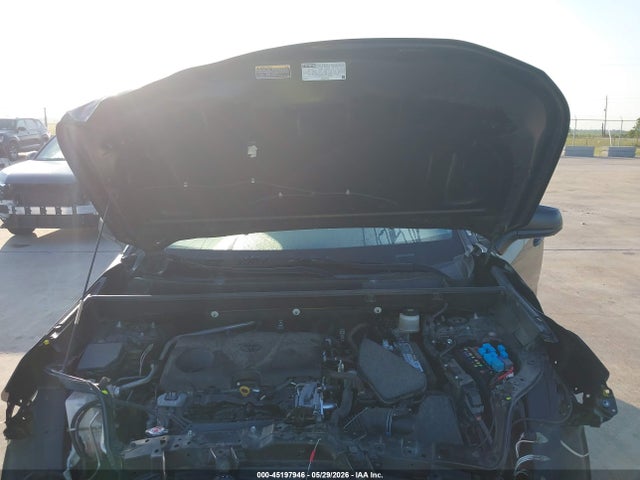 Toyota RAV4 LE 2019 JTMH1RFV7KD503186 Image 10