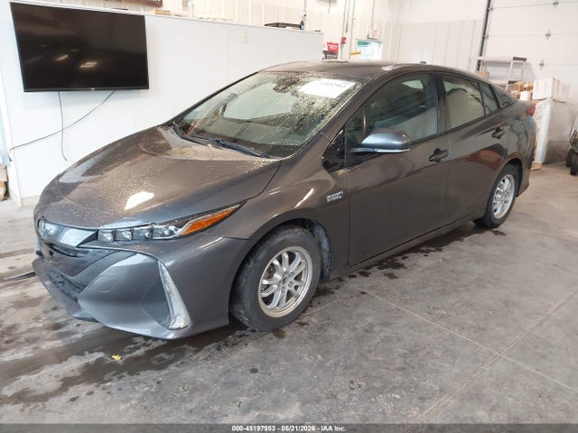 2017 Toyota Prius Prime Premium მანქანა იყიდება აუქციონზე, vin: JTDKARFP4H3051512, აუქციონის ნომერი: 45197953