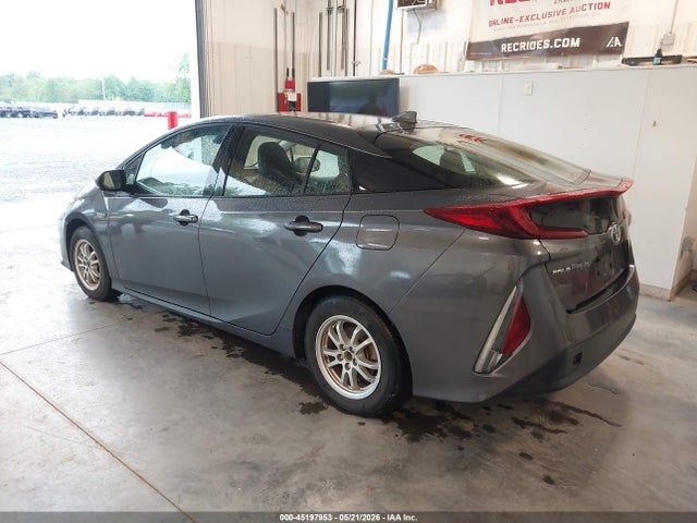 2017 Toyota Prius Prime Premium მანქანა იყიდება აუქციონზე, vin: JTDKARFP4H3051512, აუქციონის ნომერი: 45197953