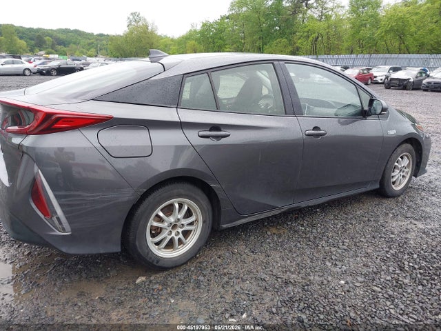 2017 Toyota Prius Prime Premium მანქანა იყიდება აუქციონზე, vin: JTDKARFP4H3051512, აუქციონის ნომერი: 45197953